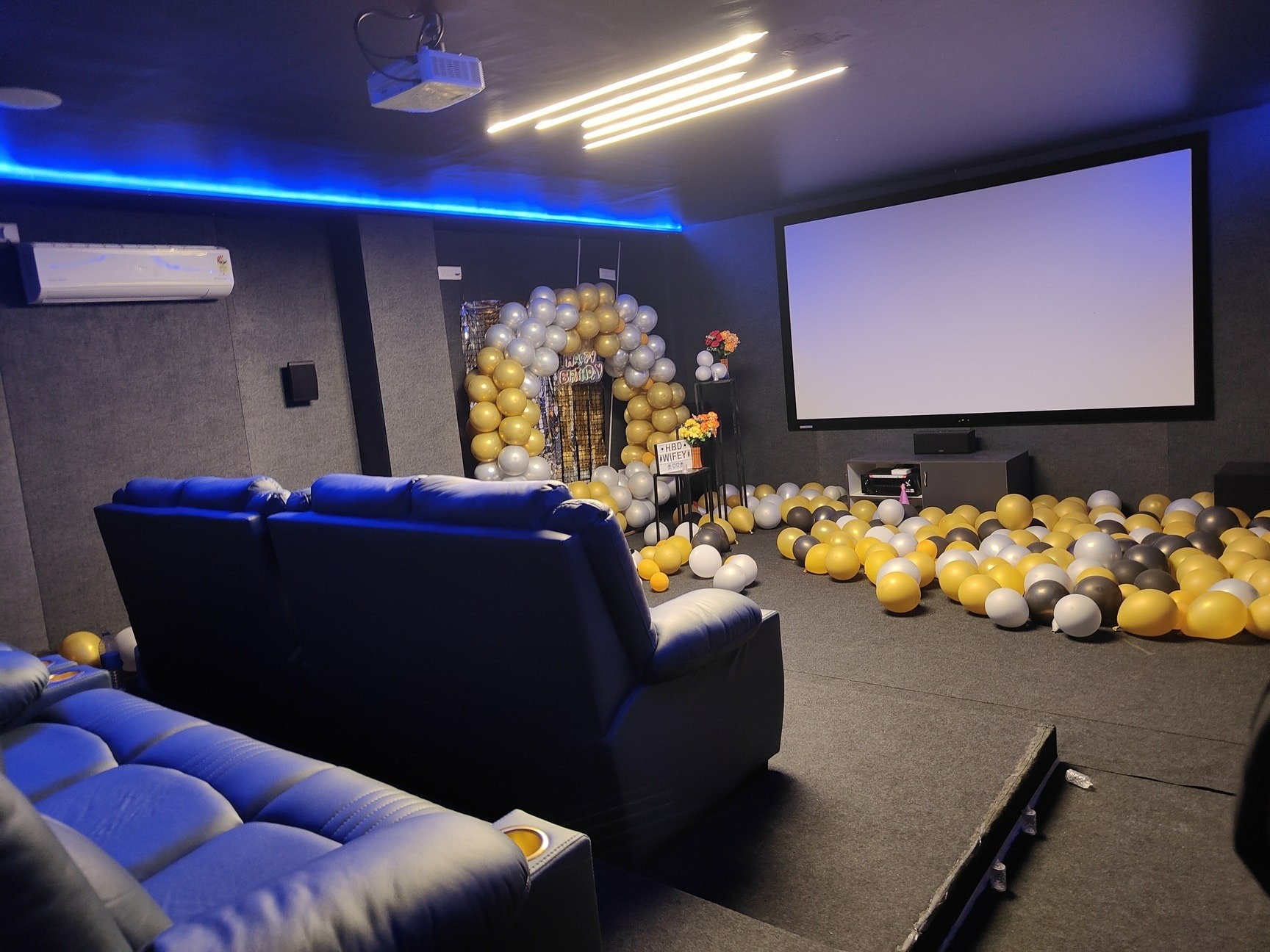 List of Theaters - Talkies in Raichur 6 Cine central Raichur private theatre